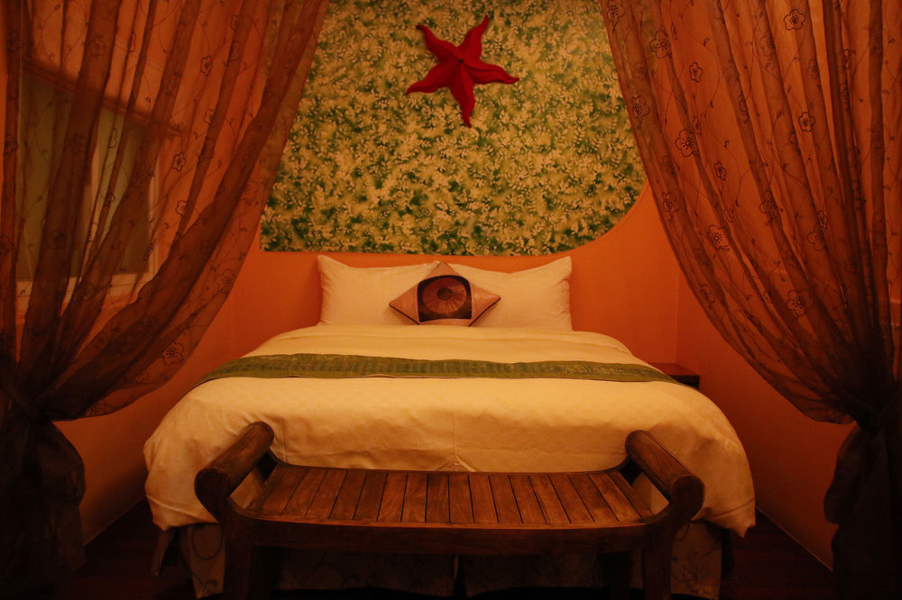 Ding Jia Hotel Kenting Buitenkant foto